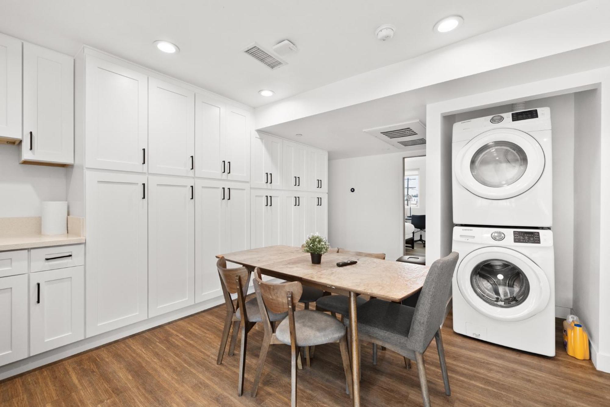 Spacious 1-Bd Hideaway Close To Usc Room With Share Livingroom Los Ángeles Exterior foto