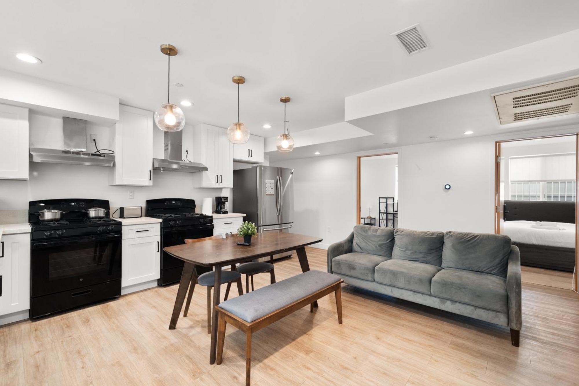 Spacious 1-Bd Hideaway Close To Usc Room With Share Livingroom Los Ángeles Exterior foto